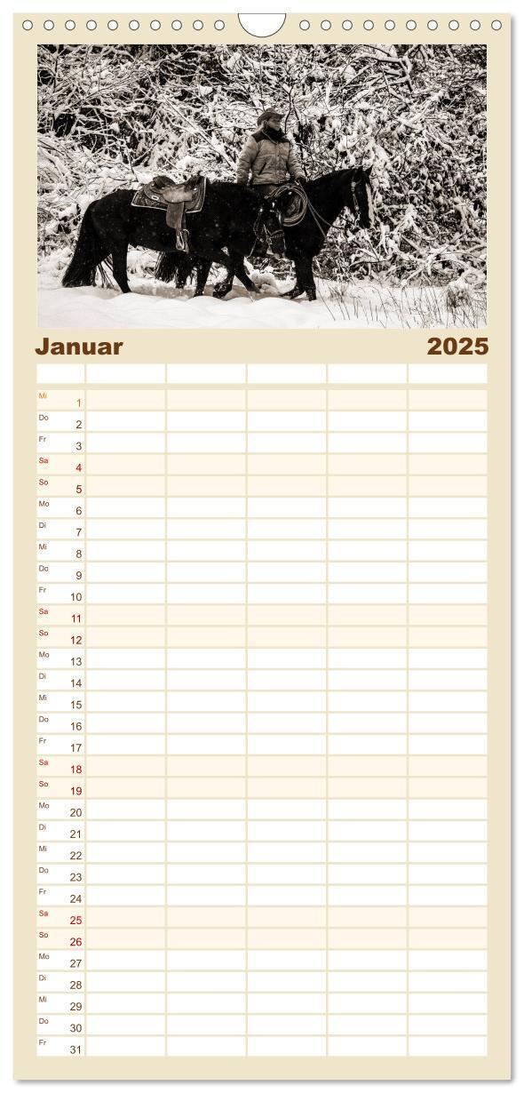 Bild: 9783457115749 | Familienplaner 2025 - Westernreiten mit 5 Spalten (Wandkalender, 21...