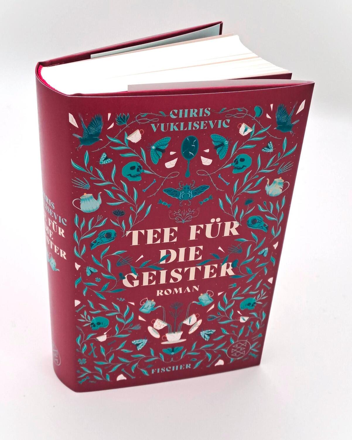 Bild: 9783758700019 | Tee für die Geister | Roman | Chris Vuklisevic | Buch | 464 S. | 2024