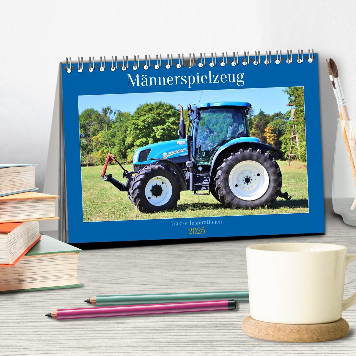 Bild: 9783383931741 | Männerspielzeug Traktor Inspirationen (Tischkalender 2025 DIN A5...