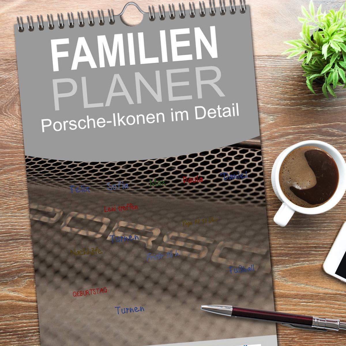 Bild: 9783457126271 | Familienplaner 2025 - Heiligs Blechle - Porsche-Ikonen im Detail...