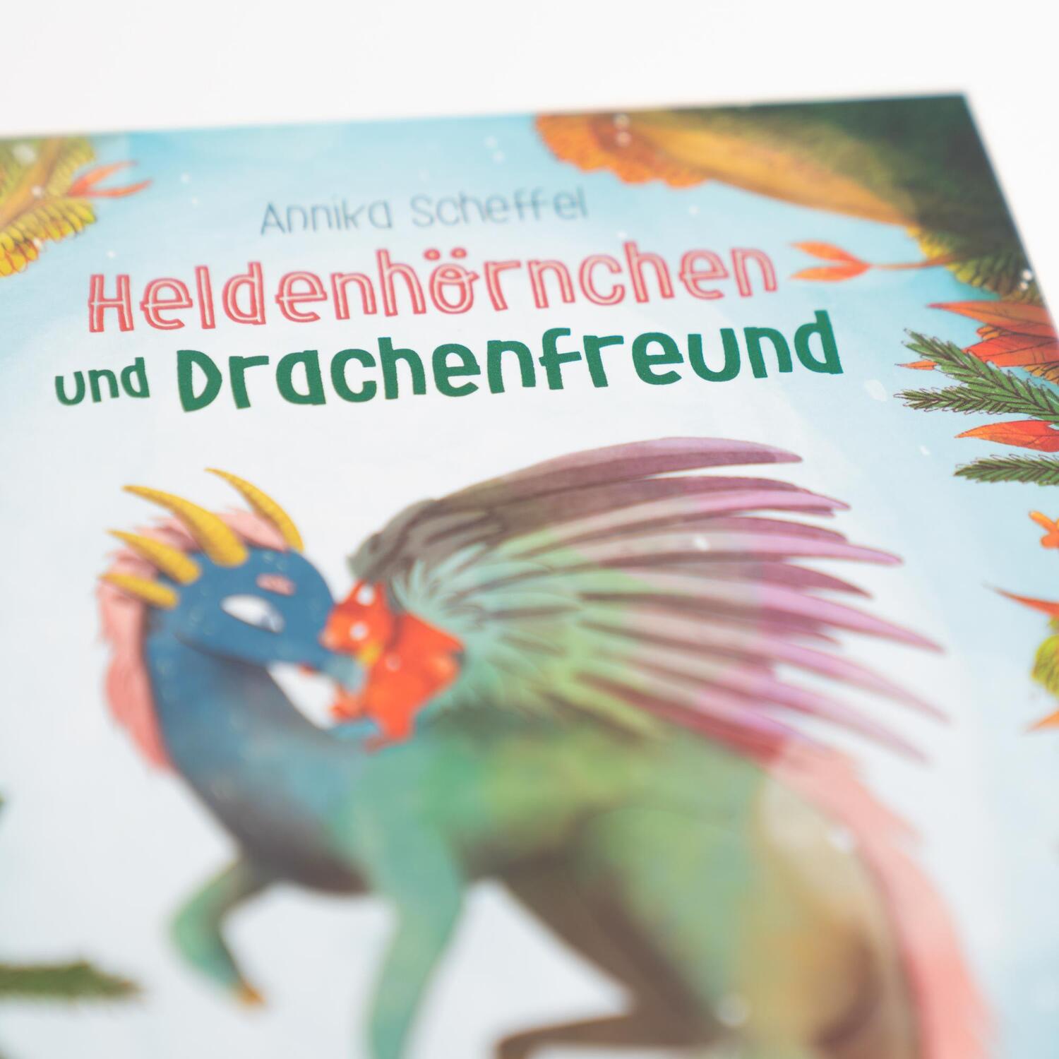 Bild: 9783748802471 | Heldenhörnchen und Drachenfreund | Annika Scheffel | Buch | 160 S.