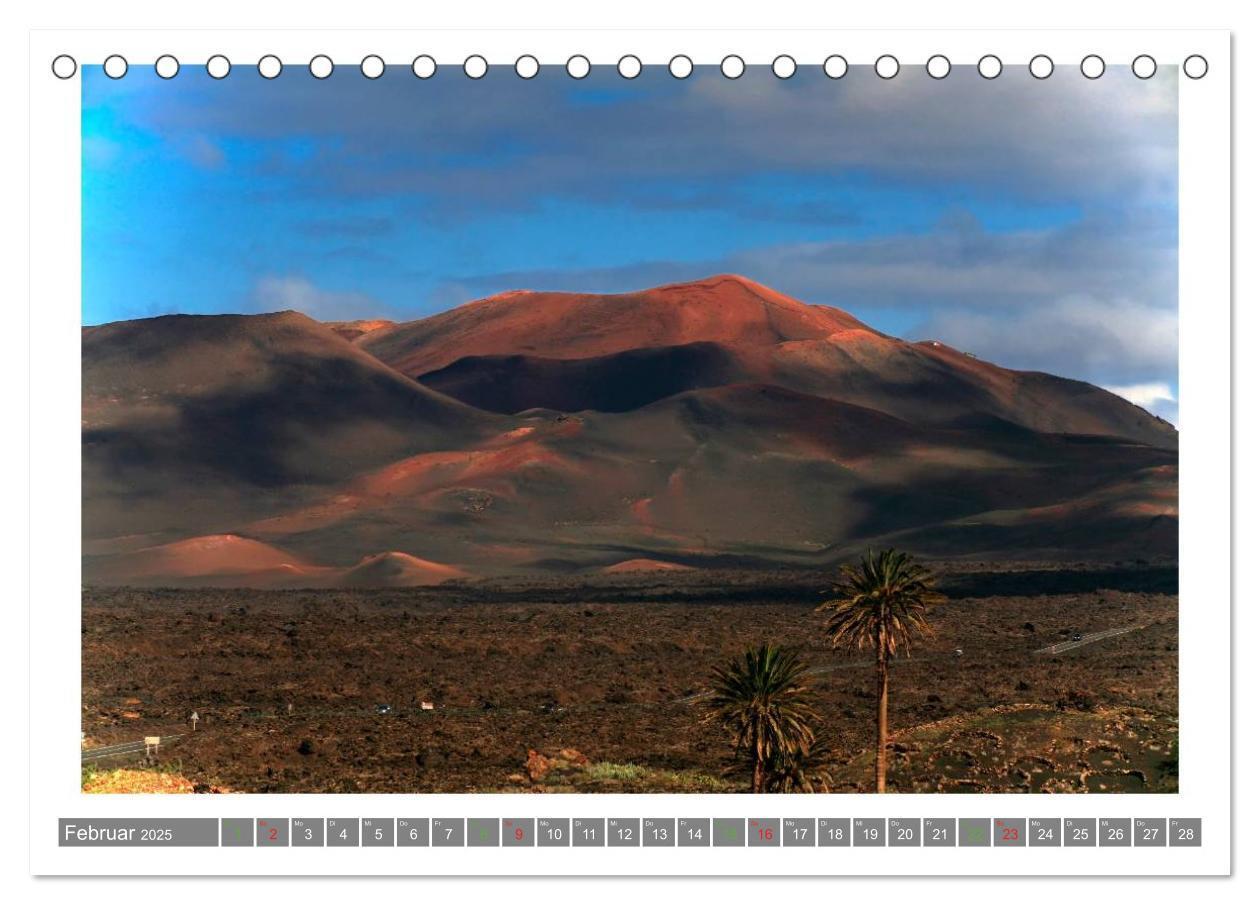 Bild: 9783435707560 | Aus dem Meer geboren - Lanzarote (Tischkalender 2025 DIN A5 quer),...