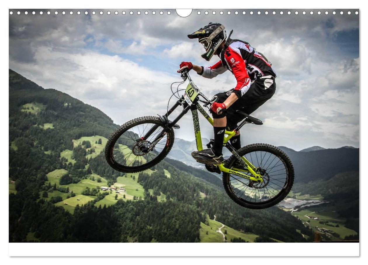 Bild: 9783435724437 | Downhill Racing 2025 (Wandkalender 2025 DIN A3 quer), CALVENDO...