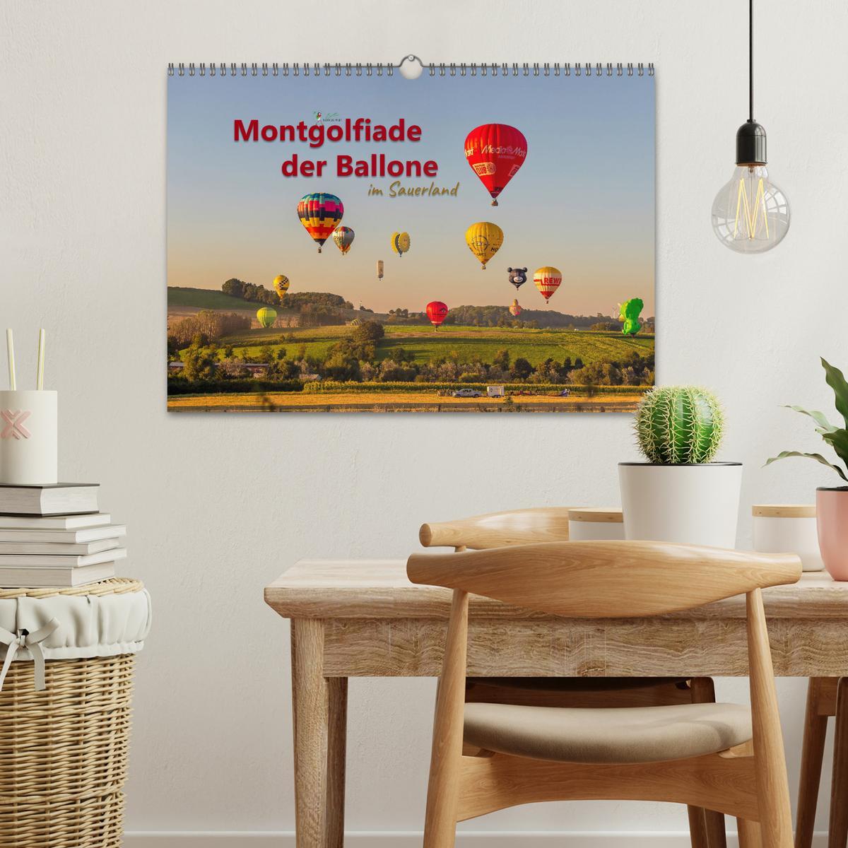 Bild: 9783383854897 | Montgolfiade der Ballone im Sauerland (Wandkalender 2025 DIN A3...