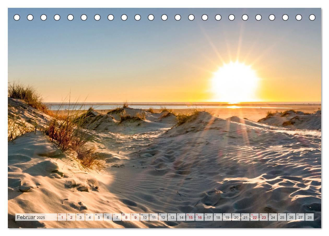 Bild: 9783435080137 | BORKUM-LIEBE (Tischkalender 2025 DIN A5 quer), CALVENDO Monatskalender