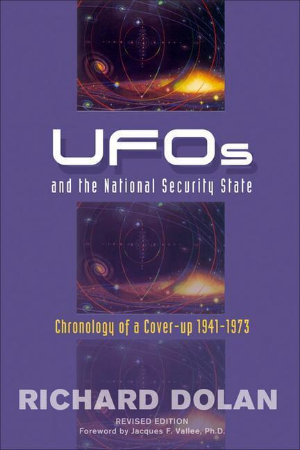 Cover: 9781571743176 | UFOs and the National Security State: Chronology of a Cover-Up:...