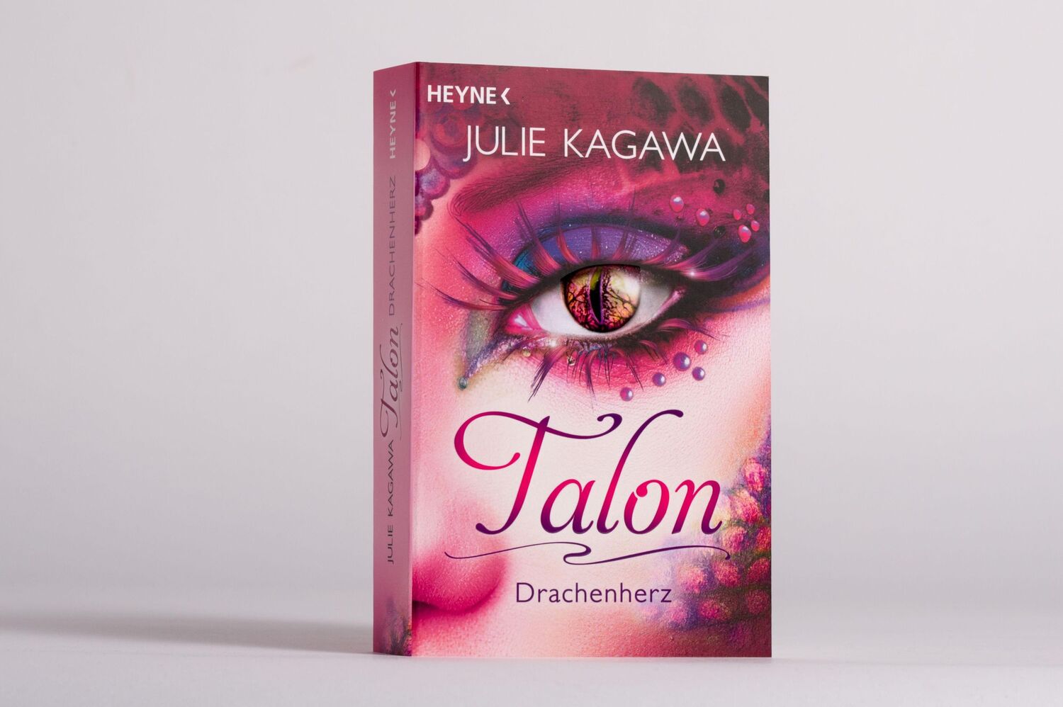 Bild: 9783453322547 | Talon - Drachenherz | Roman | Julie Kagawa | Taschenbuch | 544 S.