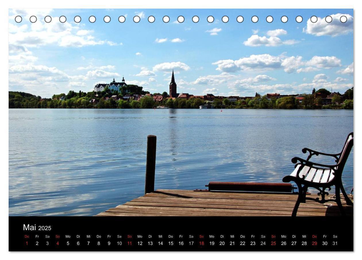 Bild: 9783435767229 | Plön - die Stadt am See (Tischkalender 2025 DIN A5 quer), CALVENDO...