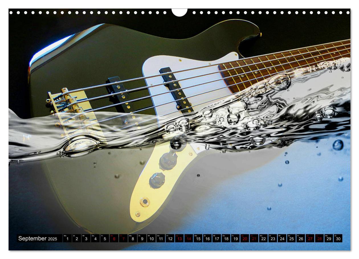 Bild: 9783435105373 | Gitarren im Wasser (Wandkalender 2025 DIN A3 quer), CALVENDO...