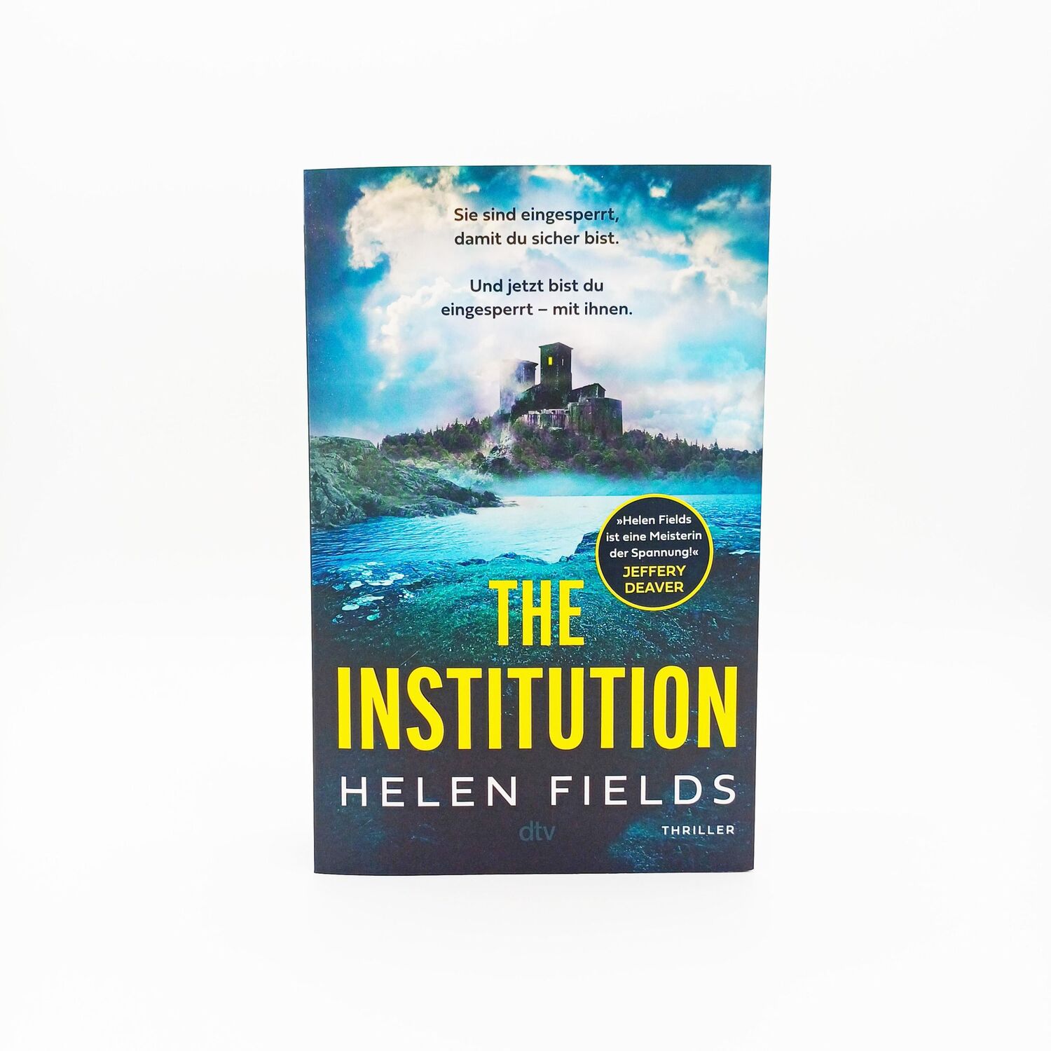 Bild: 9783423263764 | The Institution | Helen Fields | Taschenbuch | 448 S. | Deutsch | 2023