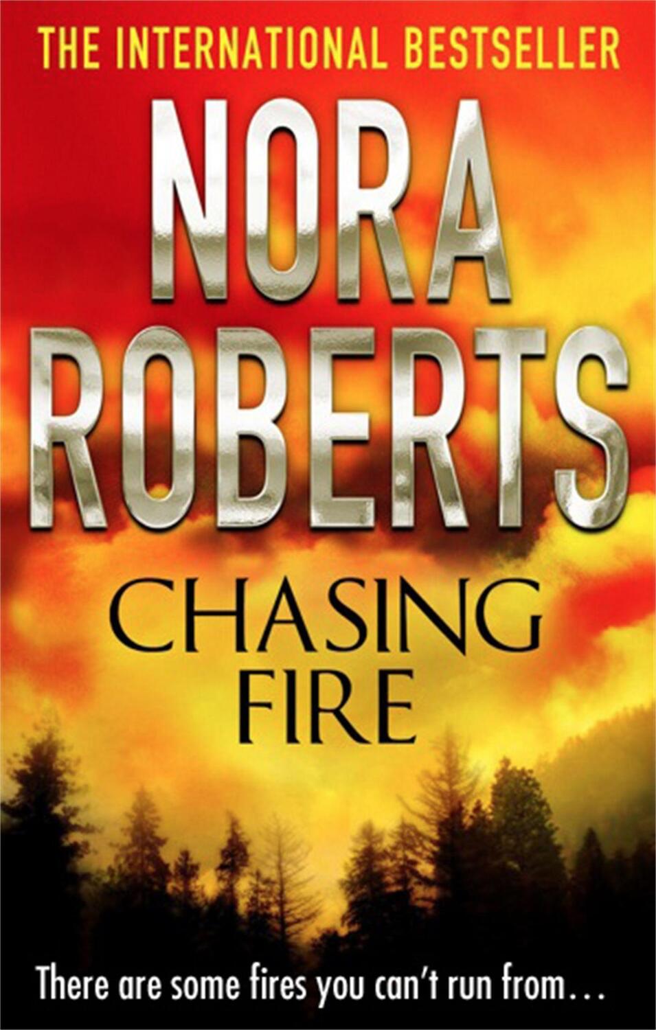 Cover: 9780749952235 | Chasing Fire | Nora Roberts | Taschenbuch | Tom Thorne Novels | 472 S.
