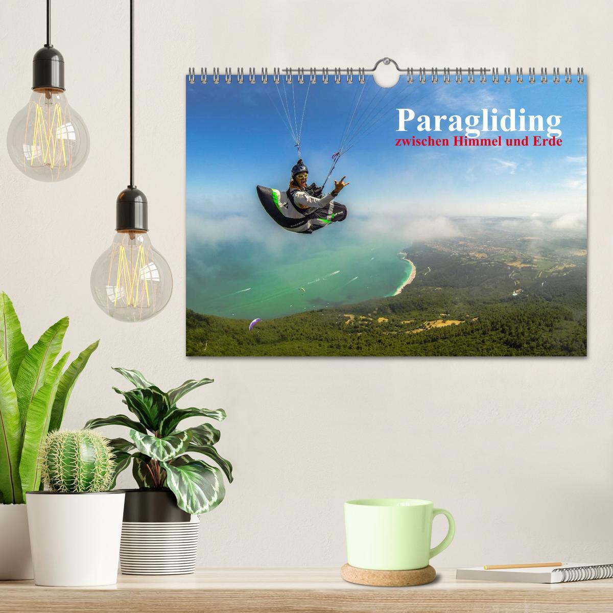 Bild: 9783435631315 | Paragliding - zwischen Himmel und Erde (Wandkalender 2025 DIN A4...