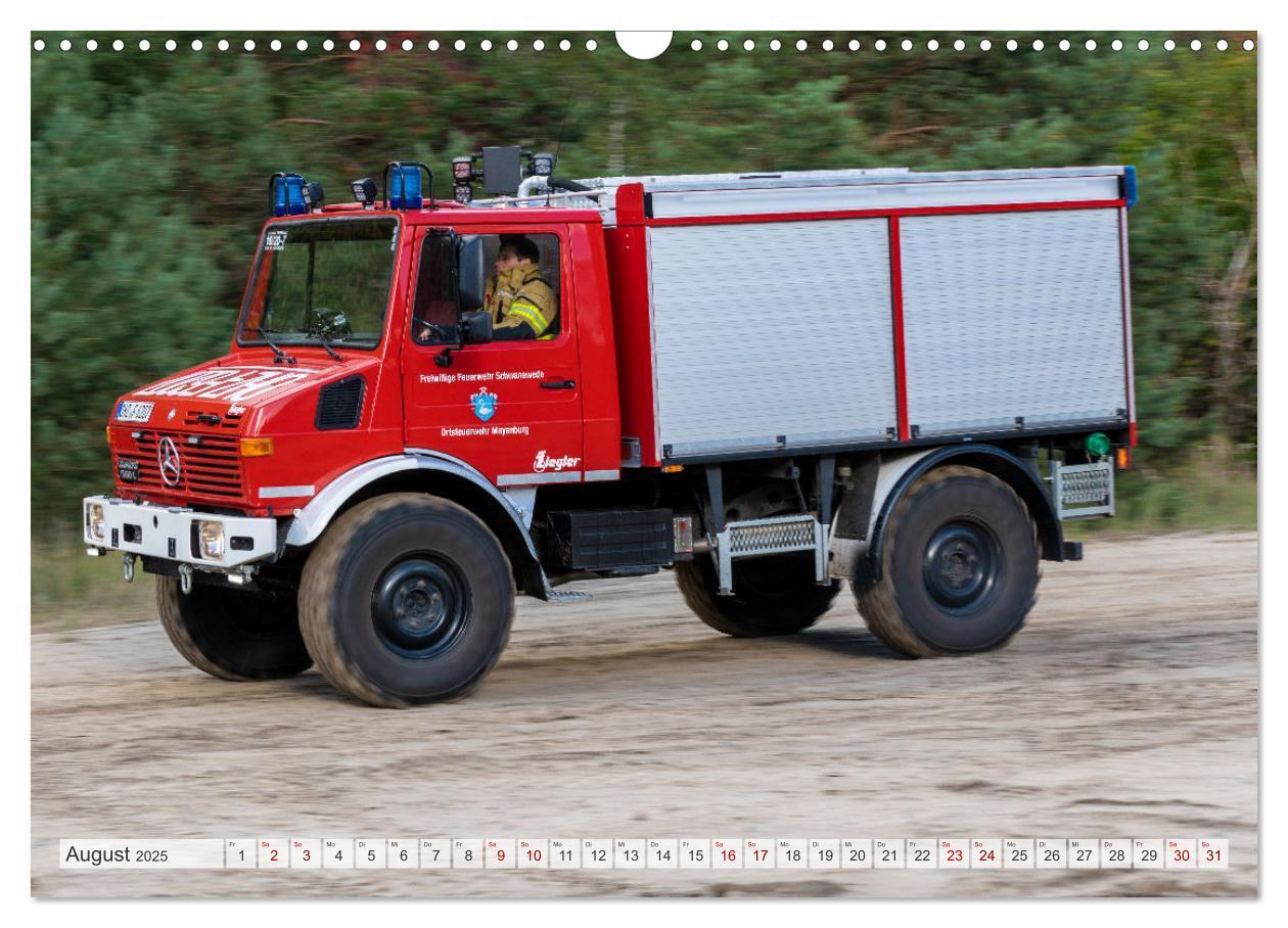 Bild: 9783383931604 | Die 4 UNIMOGS der Feuerwehr Schwanewede (Wandkalender 2025 DIN A3...