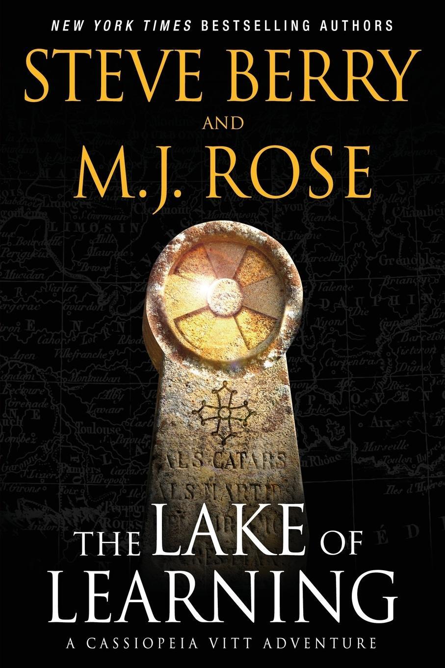 Cover: 9781970077469 | The Lake of Learning | A Cassiopeia Vitt Adventure | Rose (u. a.)
