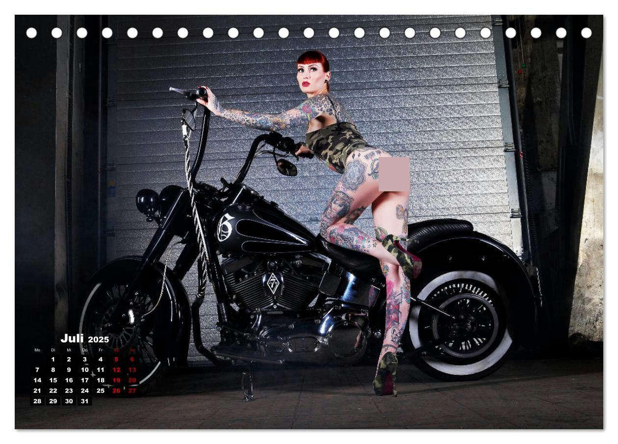 Bild: 9783383963728 | Motorräder und Sexy Girls (Tischkalender 2025 DIN A5 quer),...