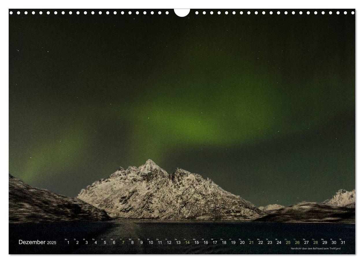 Bild: 9783435626823 | Hurtigruten im Winter - Hunting the light (Wandkalender 2025 DIN A3...