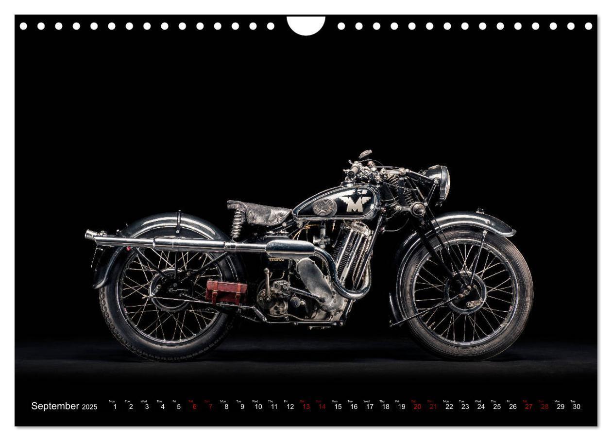 Bild: 9781325944323 | Motorcycle Legends (Wall Calendar 2025 DIN A4 landscape), CALVENDO...