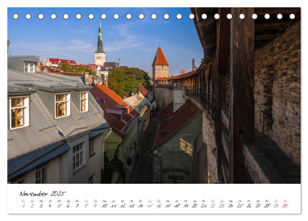 Bild: 9783435651252 | Tallinn Altstadt (Tischkalender 2025 DIN A5 quer), CALVENDO...