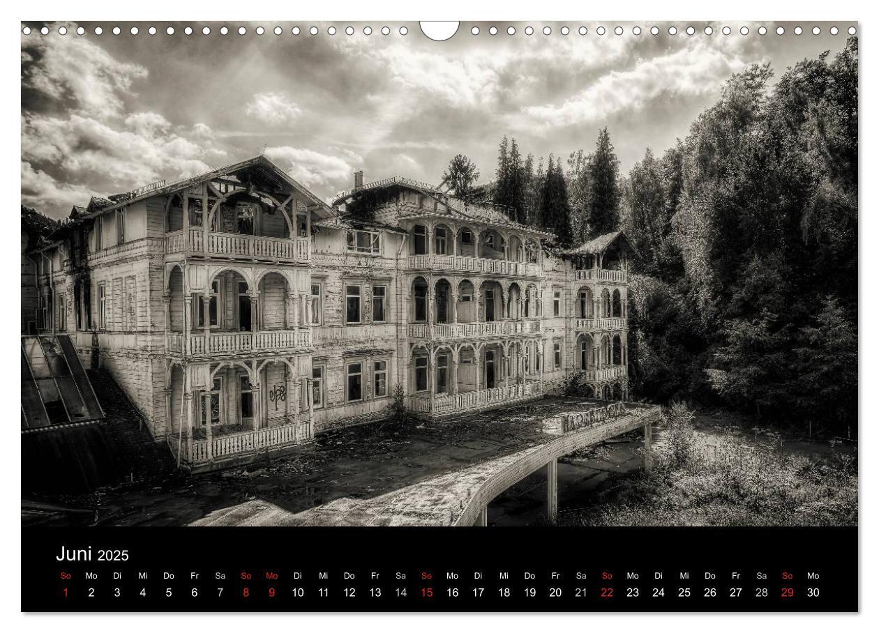 Bild: 9783435533770 | Lost Places Geisterhäuser (Wandkalender 2025 DIN A3 quer), CALVENDO...