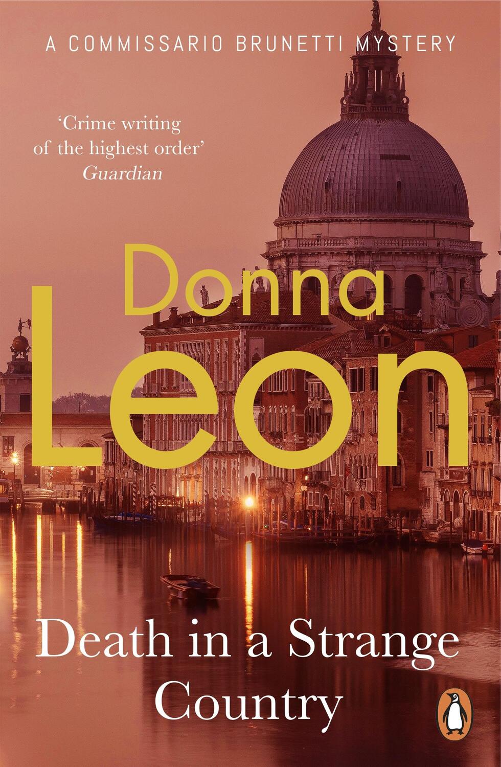 Cover: 9780099536598 | Death in a Strange Country | Donna Leon | Taschenbuch | Englisch
