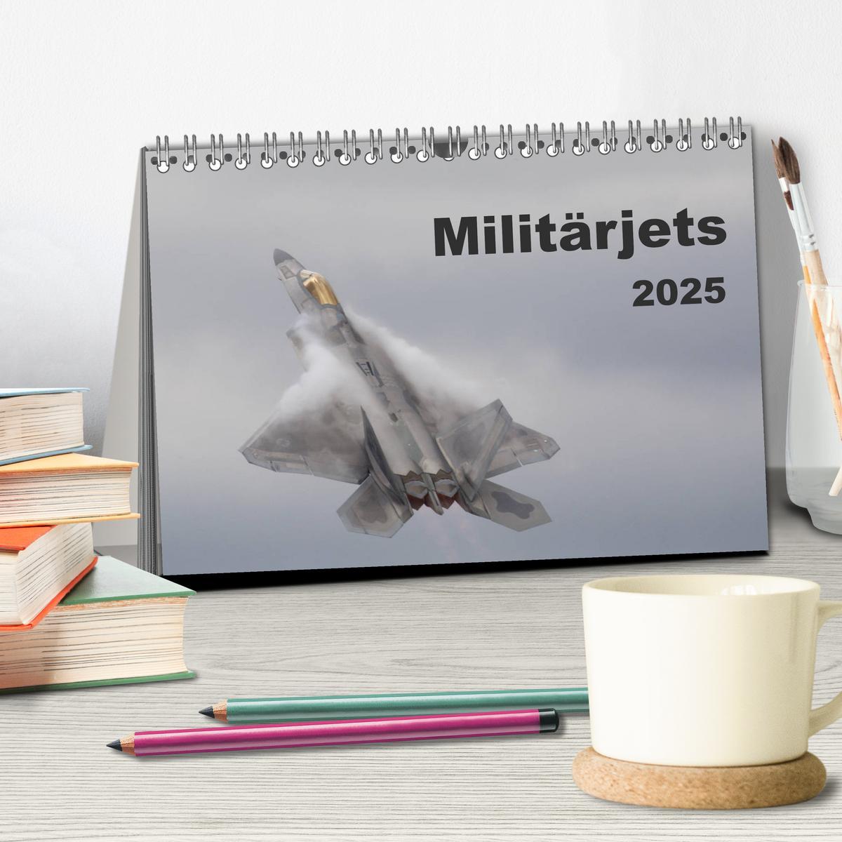 Bild: 9783435347568 | Militärjets (Tischkalender 2025 DIN A5 quer), CALVENDO Monatskalender