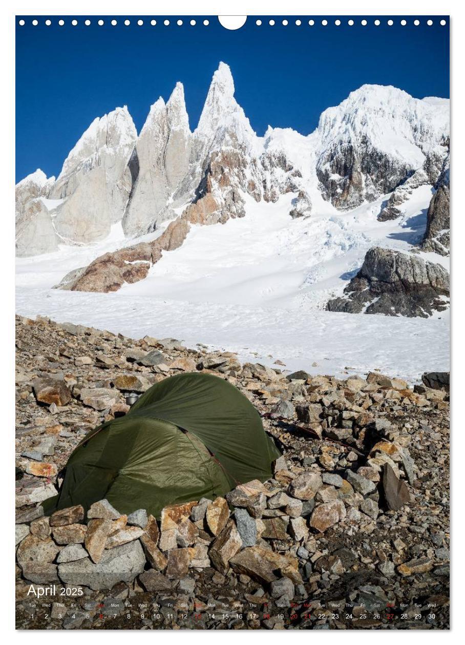 Bild: 9781325976515 | Majestic Mountains of Patagonia: Cerro Torre / UK-Version (Wall...