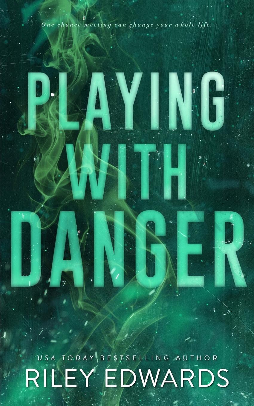 Cover: 9781951567613 | Playing With Danger | Riley Edwards | Taschenbuch | Englisch | 2024