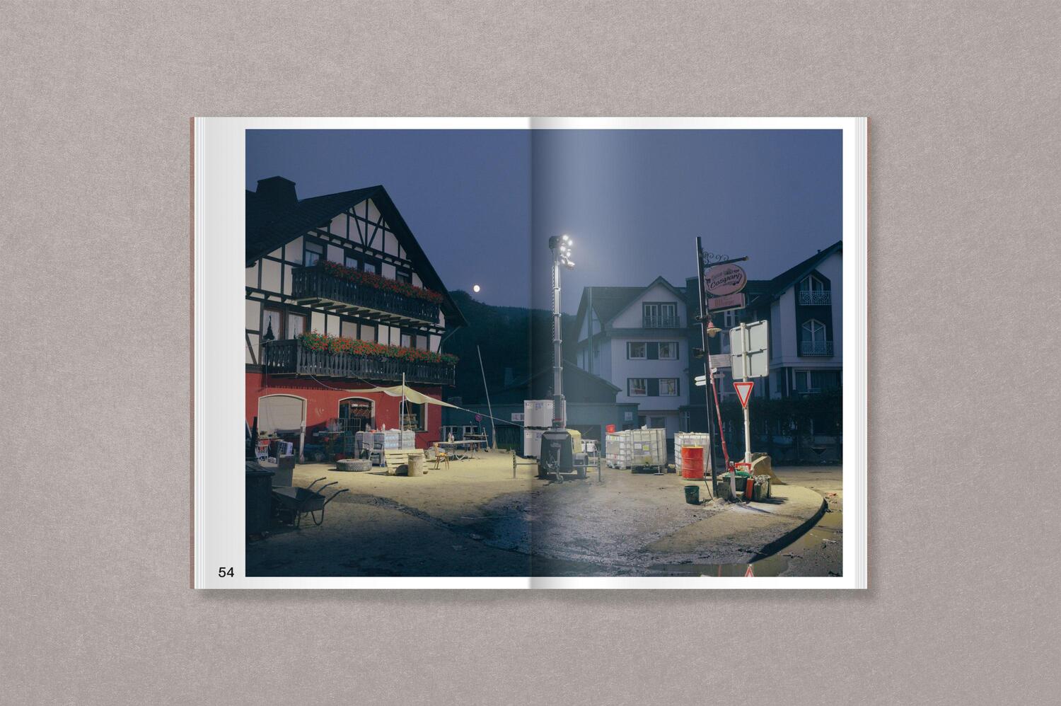 Bild: 9783987410642 | DOCKS Collective | Ein Jahr entlang der Ufer | Taschenbuch | Deutsch