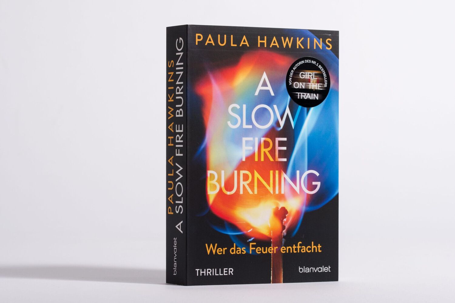 Bild: 9783734111914 | A Slow Fire Burning | Wer das Feuer entfacht - Thriller | Hawkins