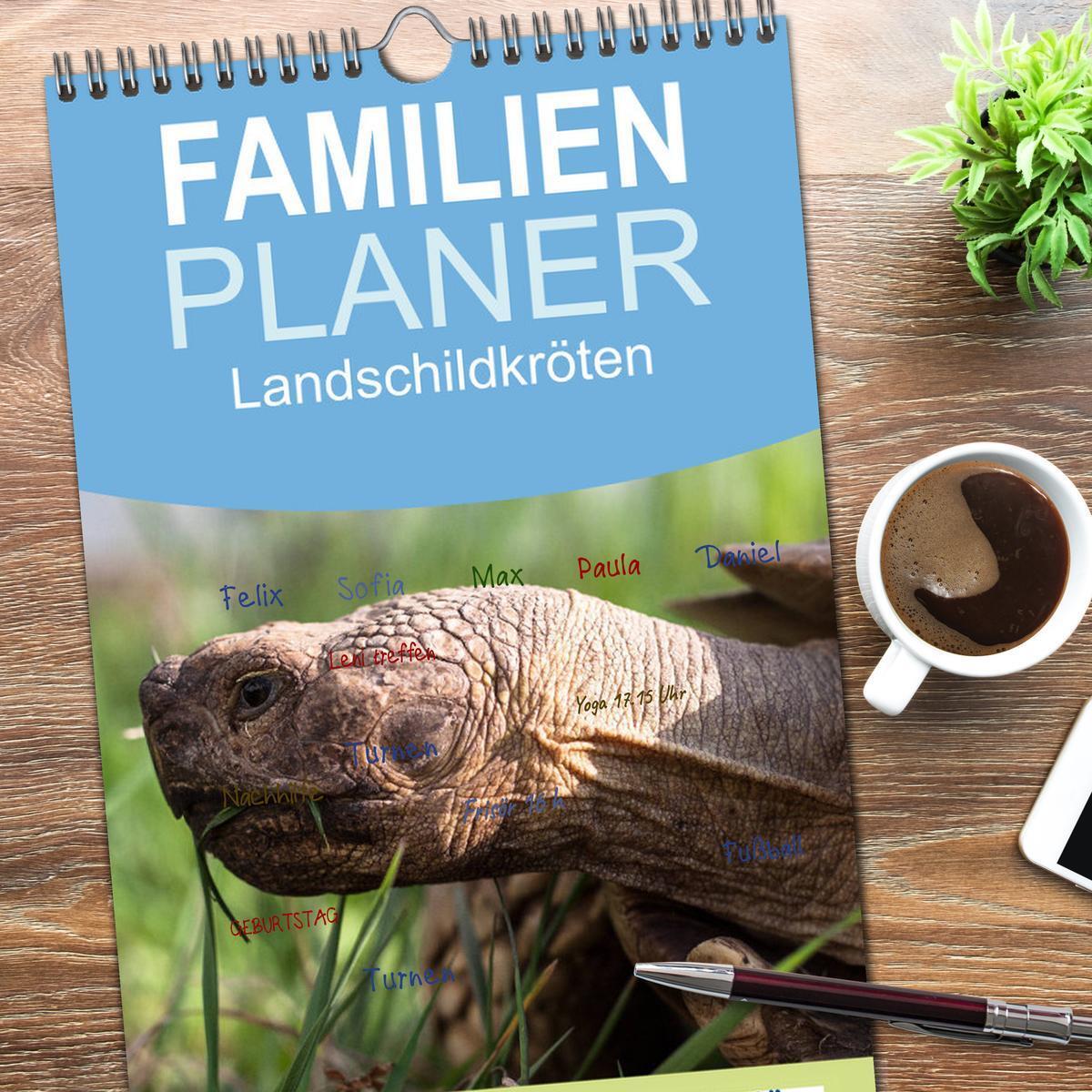 Bild: 9783457122938 | Familienplaner 2025 - Landschildkröten mit 5 Spalten (Wandkalender,...