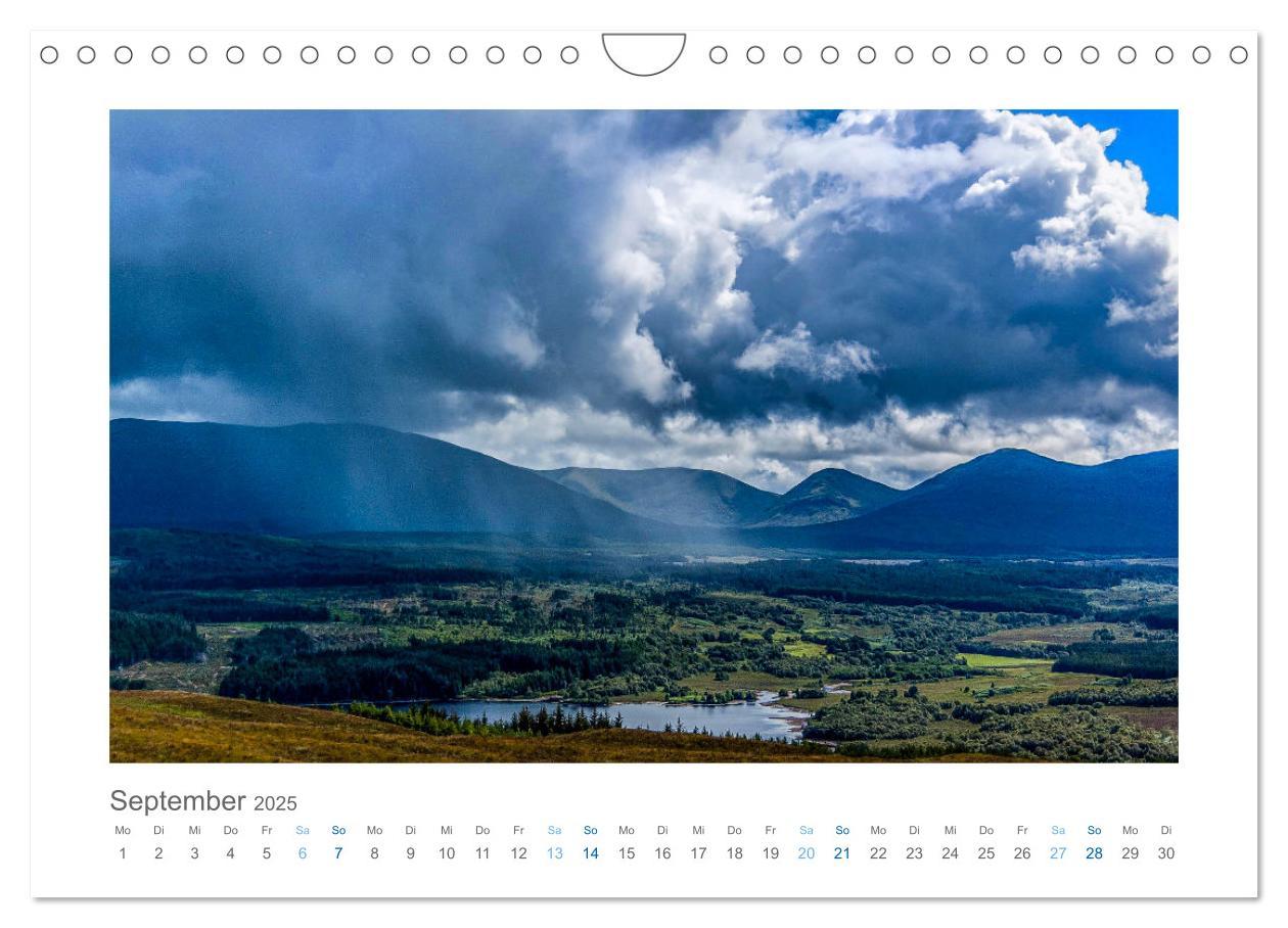 Bild: 9783383839993 | Bewegte Wolken, Stille Landschaften (Wandkalender 2025 DIN A4...