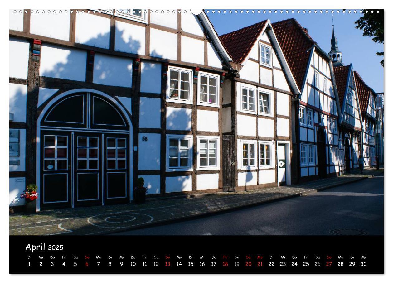 Bild: 9783435748686 | Wiedenbrück 2025 (Wandkalender 2025 DIN A2 quer), CALVENDO...