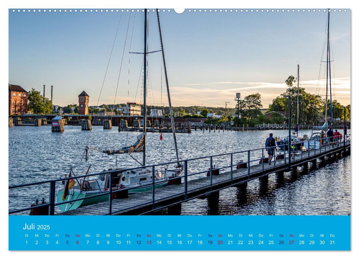 Bild: 9783435084104 | An der Kieler Förde (Wandkalender 2025 DIN A2 quer), CALVENDO...