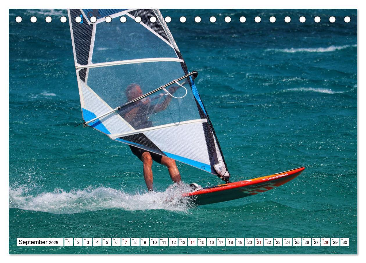 Bild: 9783457147054 | Spektakuläres Wellen- und Windsurfen (Tischkalender 2025 DIN A5...