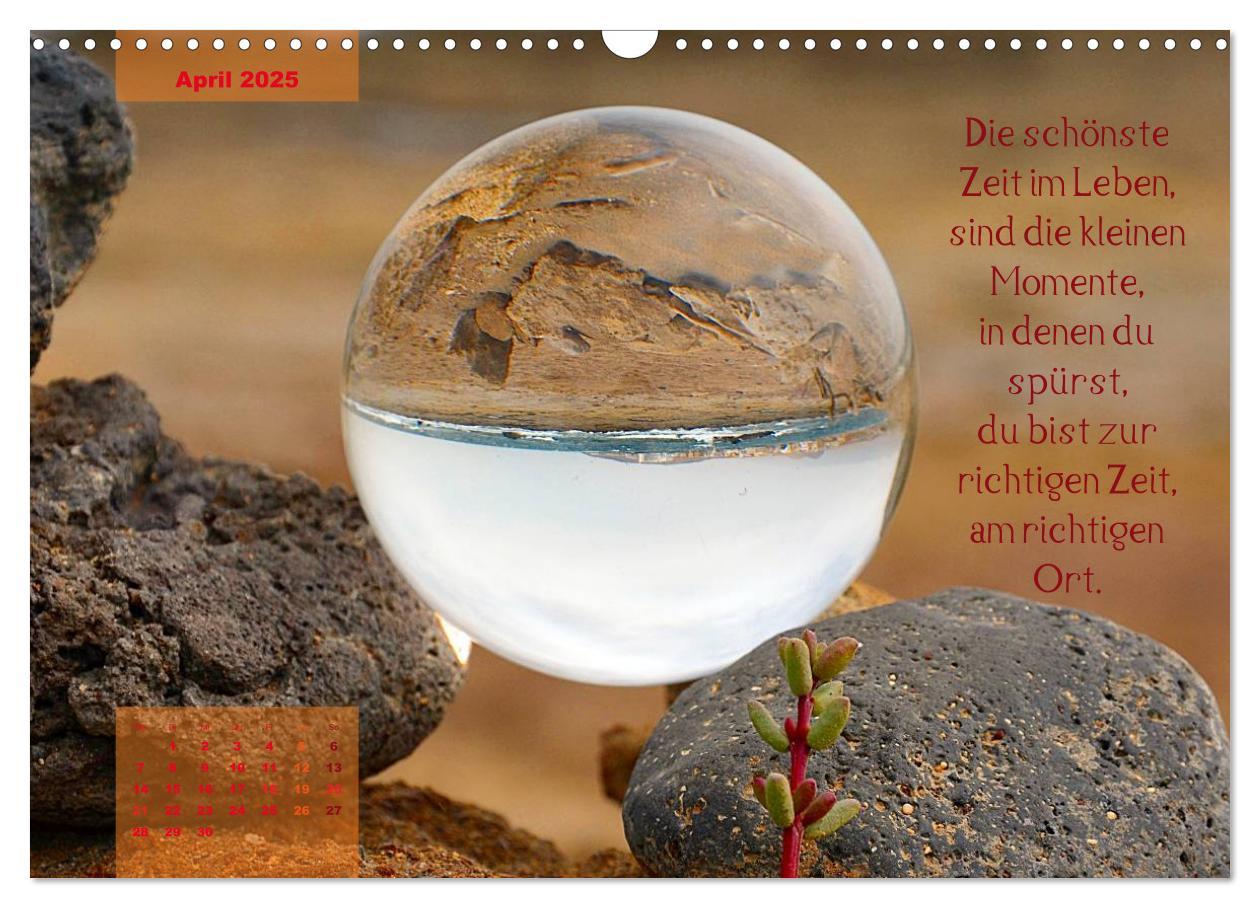 Bild: 9783435547340 | Die Welt in der Kugel (Wandkalender 2025 DIN A3 quer), CALVENDO...