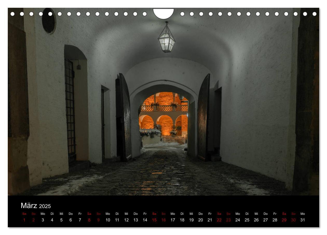 Bild: 9783435384563 | Regensburg bei Nacht (Wandkalender 2025 DIN A4 quer), CALVENDO...