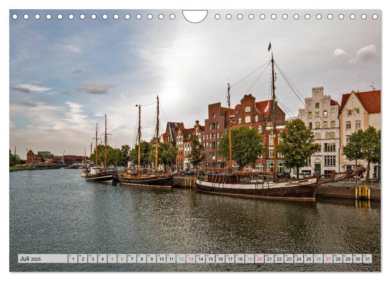 Bild: 9783435683253 | Hansestadt Lübeck (Wandkalender 2025 DIN A4 quer), CALVENDO...