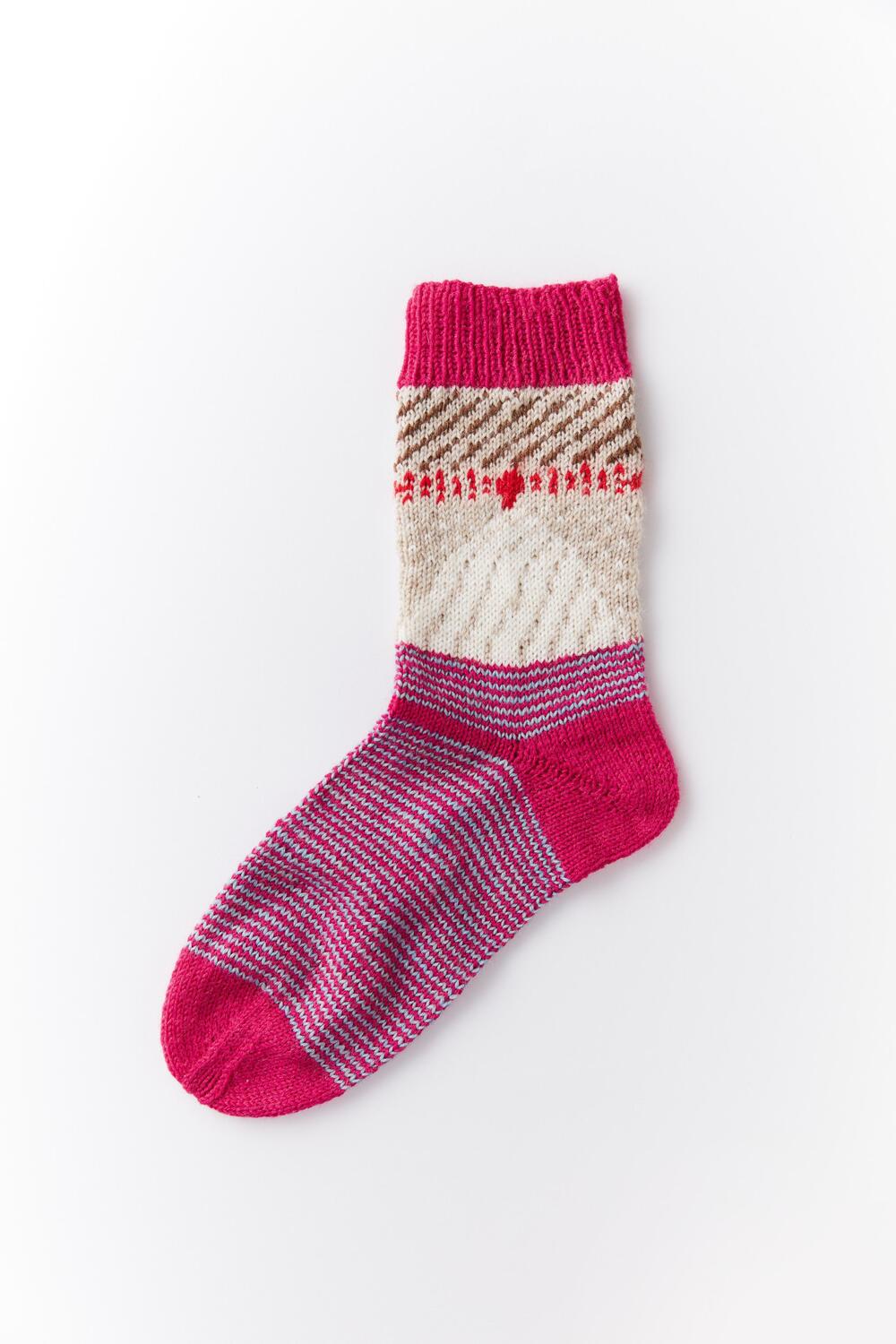Bild: 9783735870926 | Mismatched Socks | Mustersocken stricken, kombinieren, verschenken