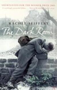 Cover: 9780099287179 | The Dark Room | World War 2 Fiction | Rachel Seiffert | Taschenbuch