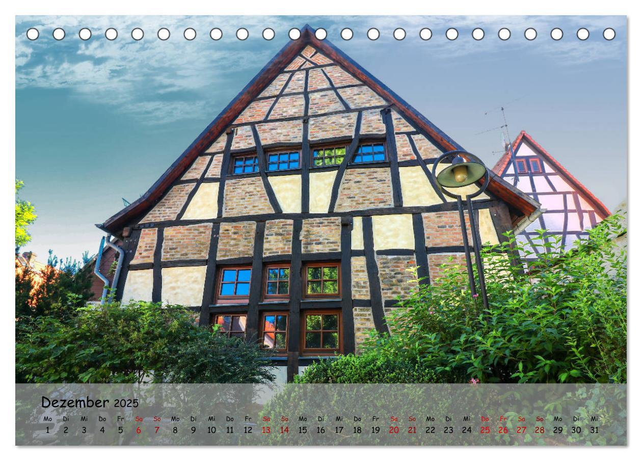 Bild: 9783435438129 | Fachwerkromantik in Hofheim am Taunus (Tischkalender 2025 DIN A5...