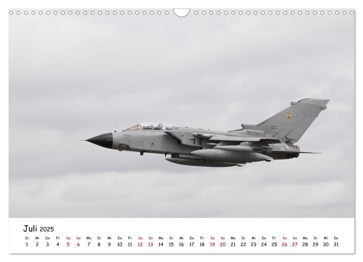 Bild: 9783435349302 | Militärjets Panavia Tornado (Wandkalender 2025 DIN A3 quer),...