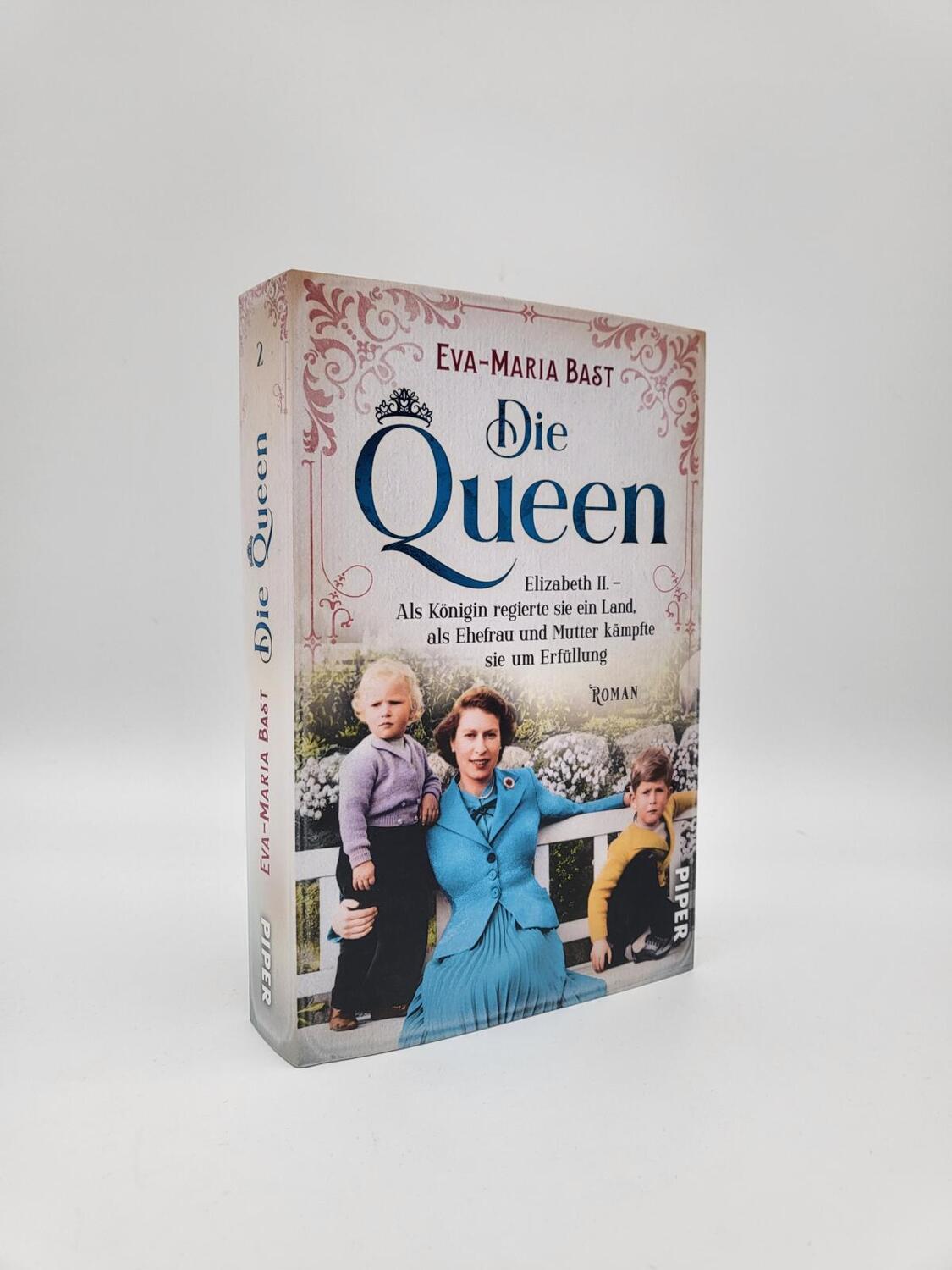 Bild: 9783492063807 | Die Queen | Eva-Maria Bast | Taschenbuch | Die Queen | 416 S. | 2023