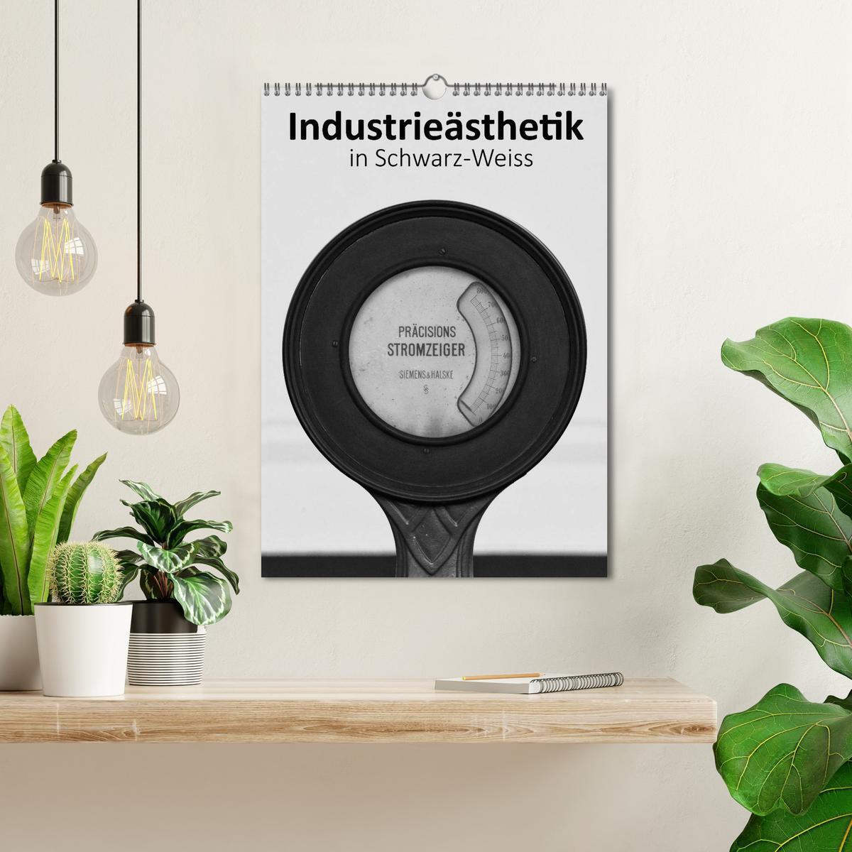 Bild: 9783457060636 | Industrieästhetik in Schwarz-Weiss (Wandkalender 2025 DIN A3 hoch),...