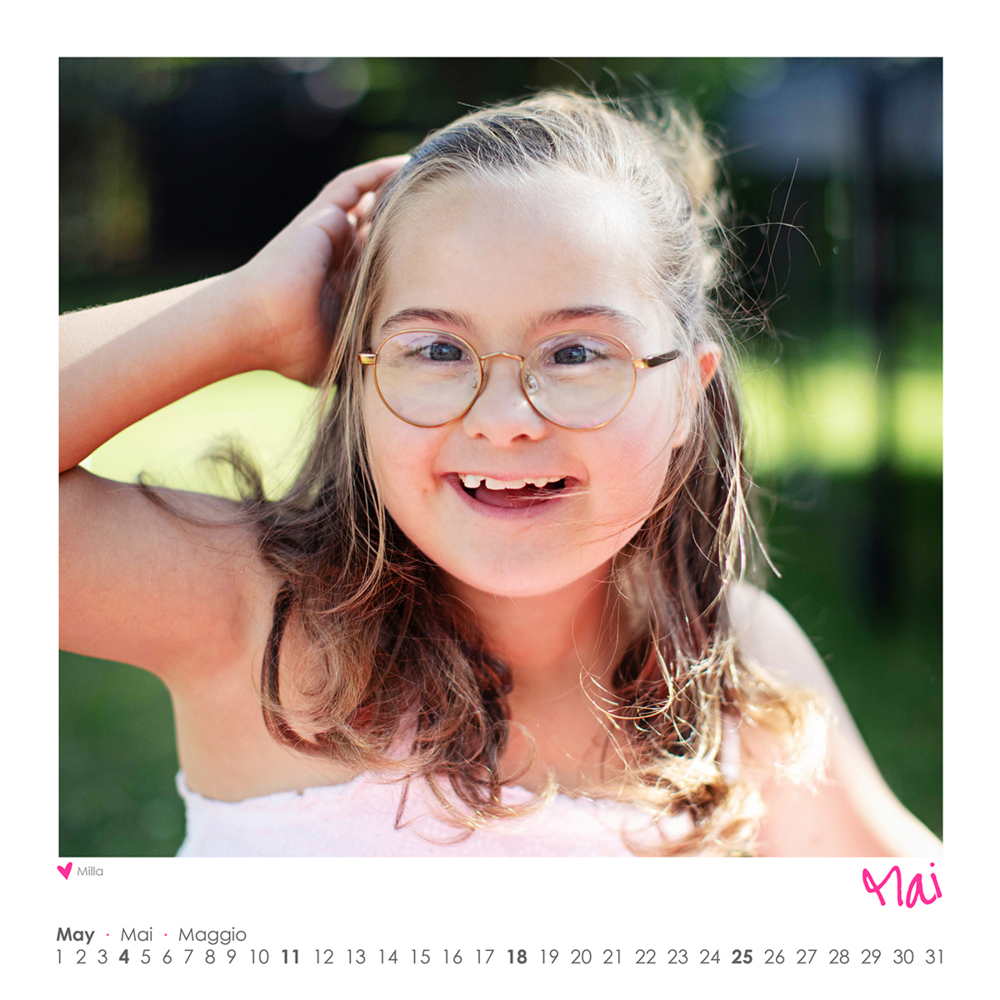 Bild: 9783862561957 | Tischkalender A little extra 2025 | Conny Wenk | Kalender | 12 S.