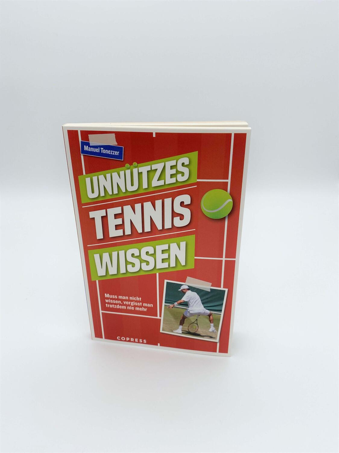 Bild: 9783767912946 | Unnützes Tenniswissen | Manuel Tonezzer | Taschenbuch | Deutsch | 2022