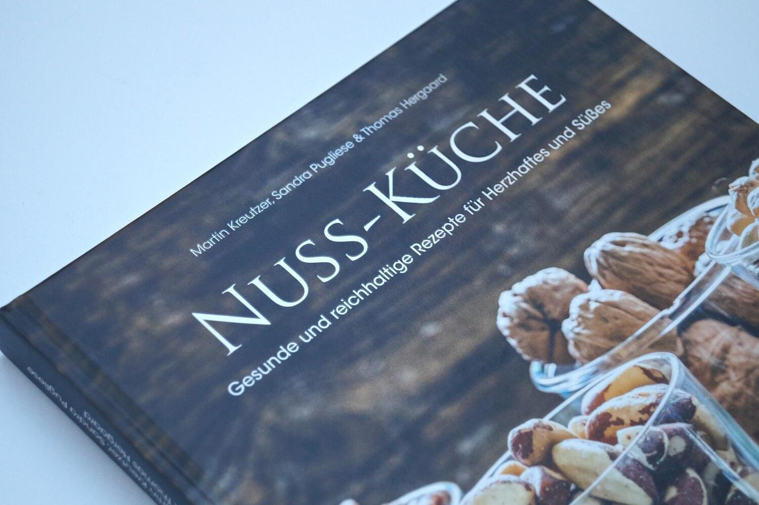 Bild: 9783784357294 | Nuss-Küche | Martin Kreutzer (u. a.) | Buch | 168 S. | Deutsch | 2022