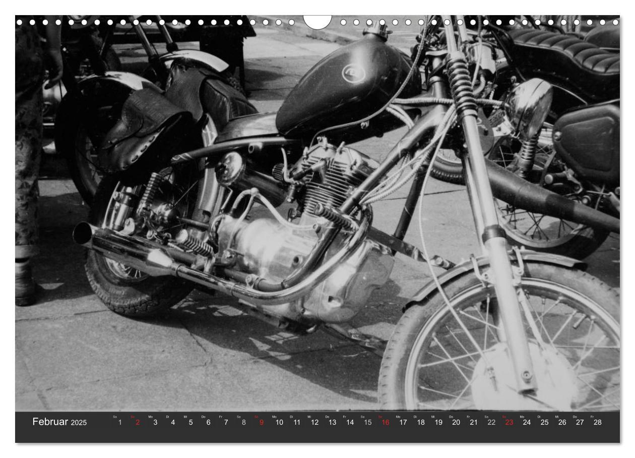 Bild: 9783435532087 | east Rider - Biker und Bikes aus der DDR (Wandkalender 2025 DIN A3...