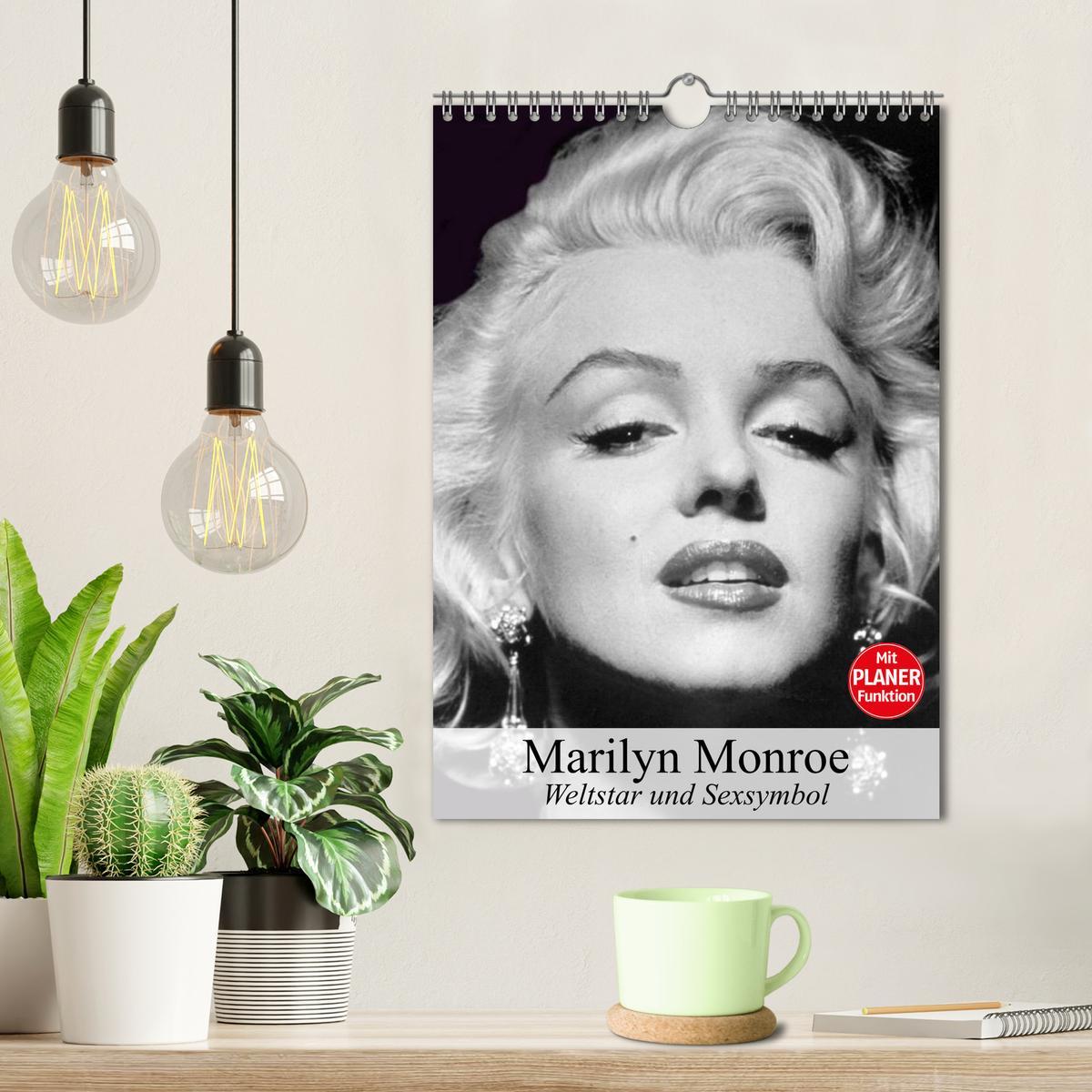 Bild: 9783457024812 | Marilyn Monroe. Weltstar und Sexsymbol (Wandkalender 2025 DIN A4...