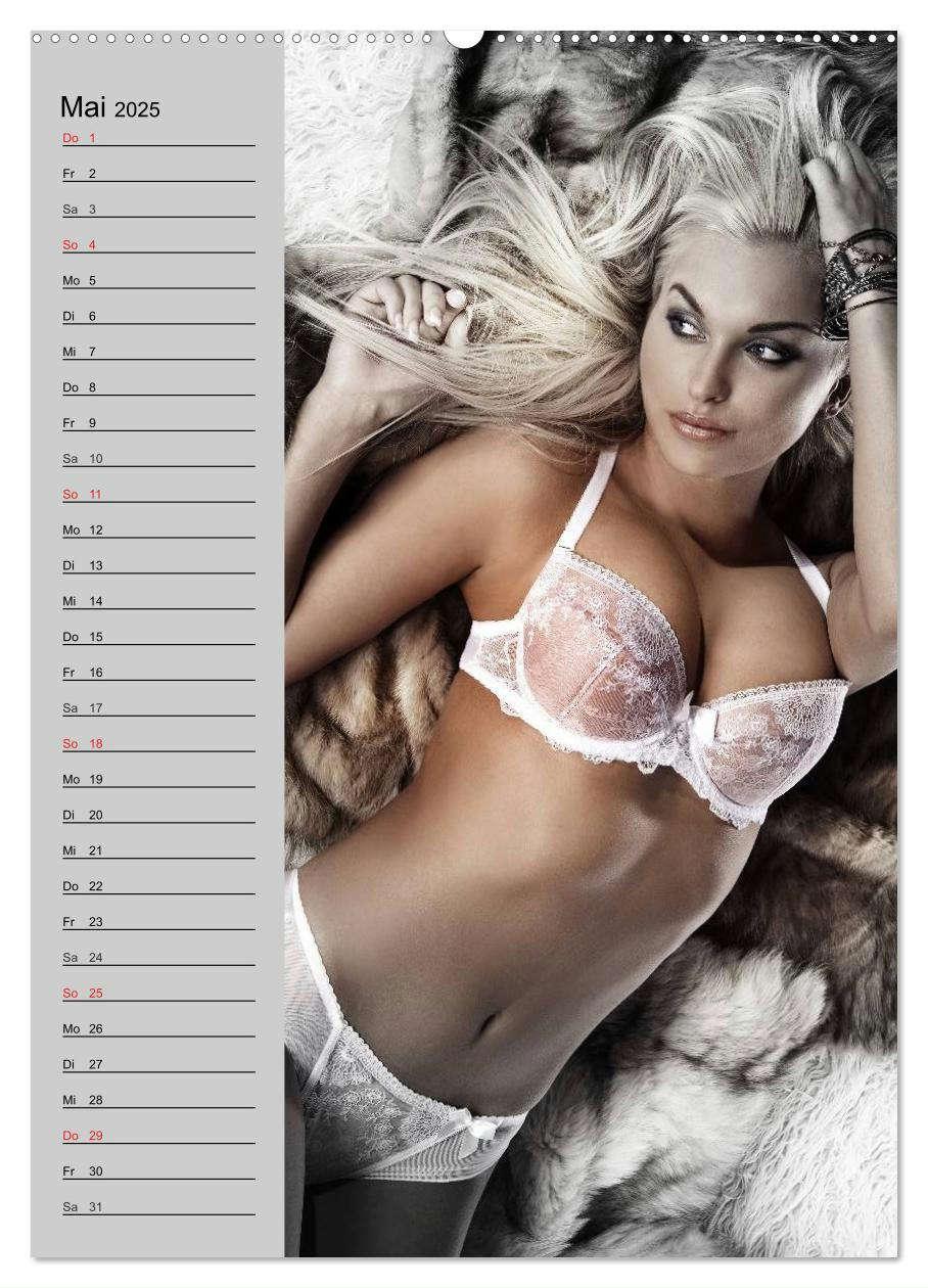 Bild: 9783457021118 | Erotik. Dessous-Träume (Wandkalender 2025 DIN A2 hoch), CALVENDO...