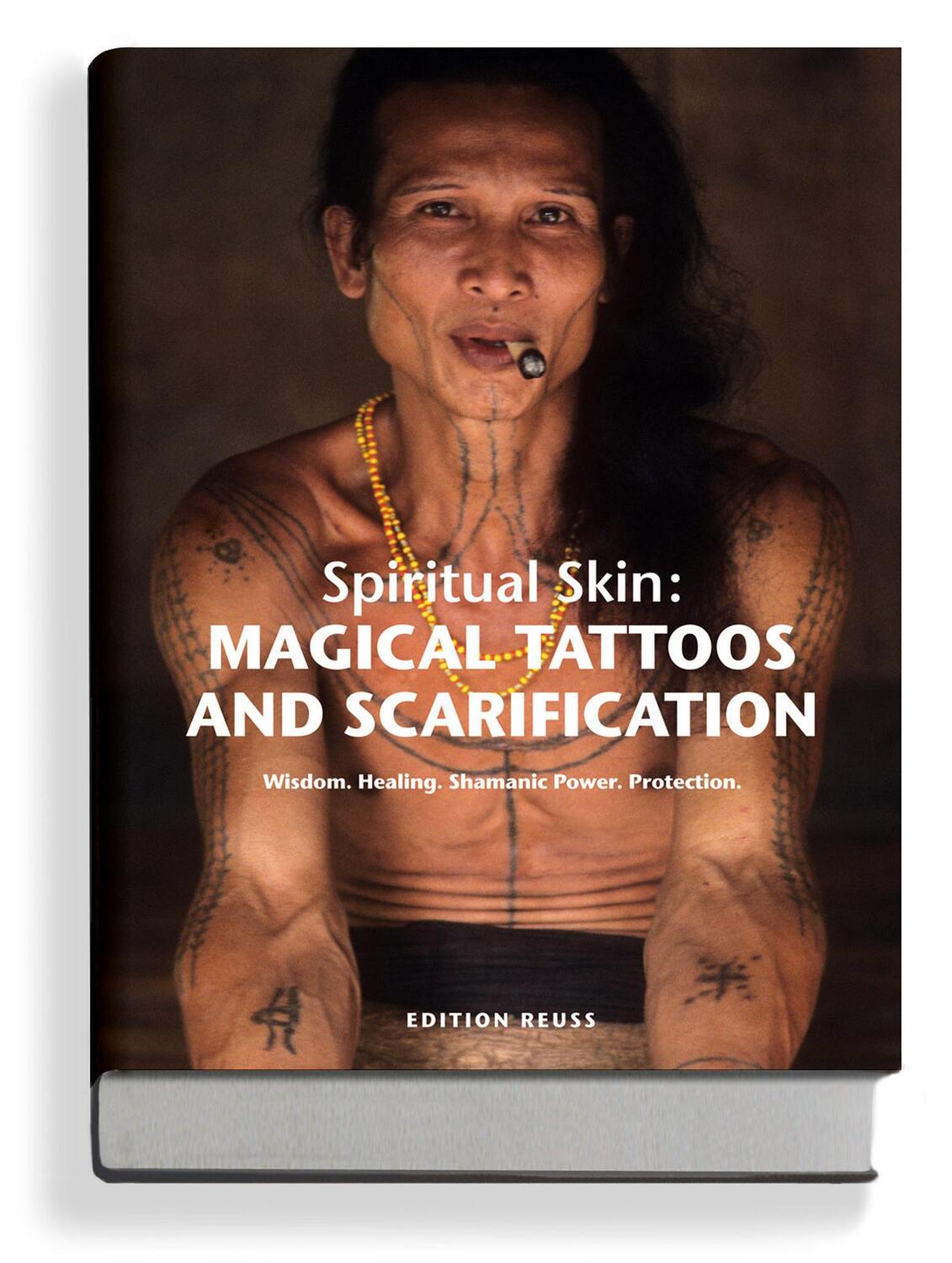 Cover: 9783943105117 | Spiritual Skin: MAGICAL TATTOOS AND SCARIFICATION | Lars Krutak | Buch